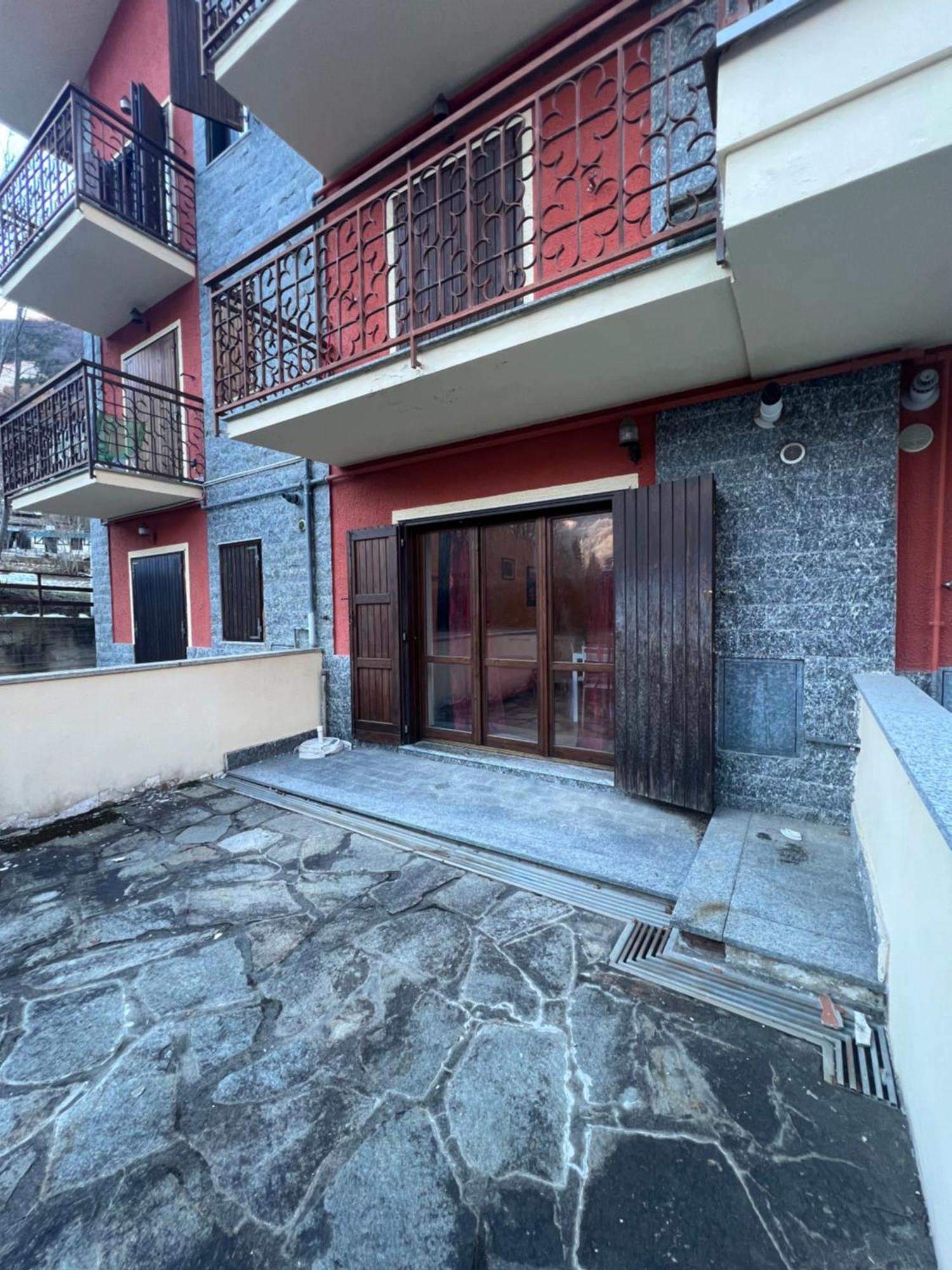 Limone Central Suite Mountain View Лимоне Пиемонте Екстериор снимка